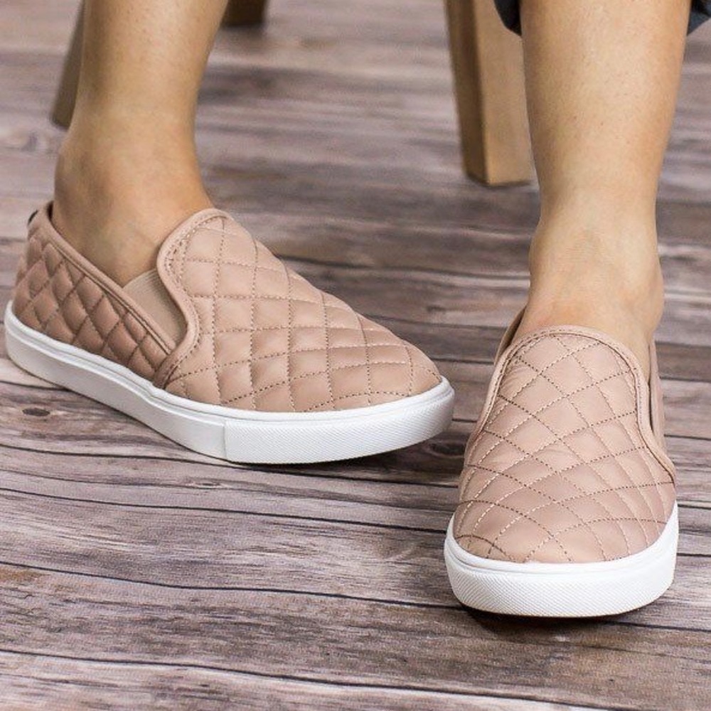 STEVE MADDEN ECCENTRIQ Quilted Sneakers